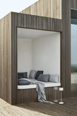 Blomus Mobile LED-Tischleuchte Farol White