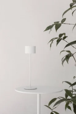 Blomus Mobile LED-Tischleuchte Farol White