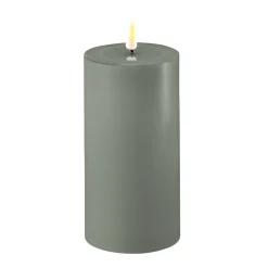 DELUXE LED Stumpenkerze Salbei Grün 7,5 x 15 cm