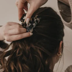 Eulenschnitt Haarspange groß Herz braun