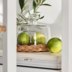 Ib Laursen Glasglocke mit Rattanboden niedrig