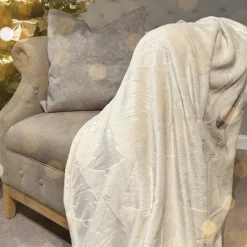 Nordic Weihnachtsdecke wollweiß