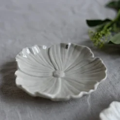 Storefactory BLOMSTER Tablett beige S