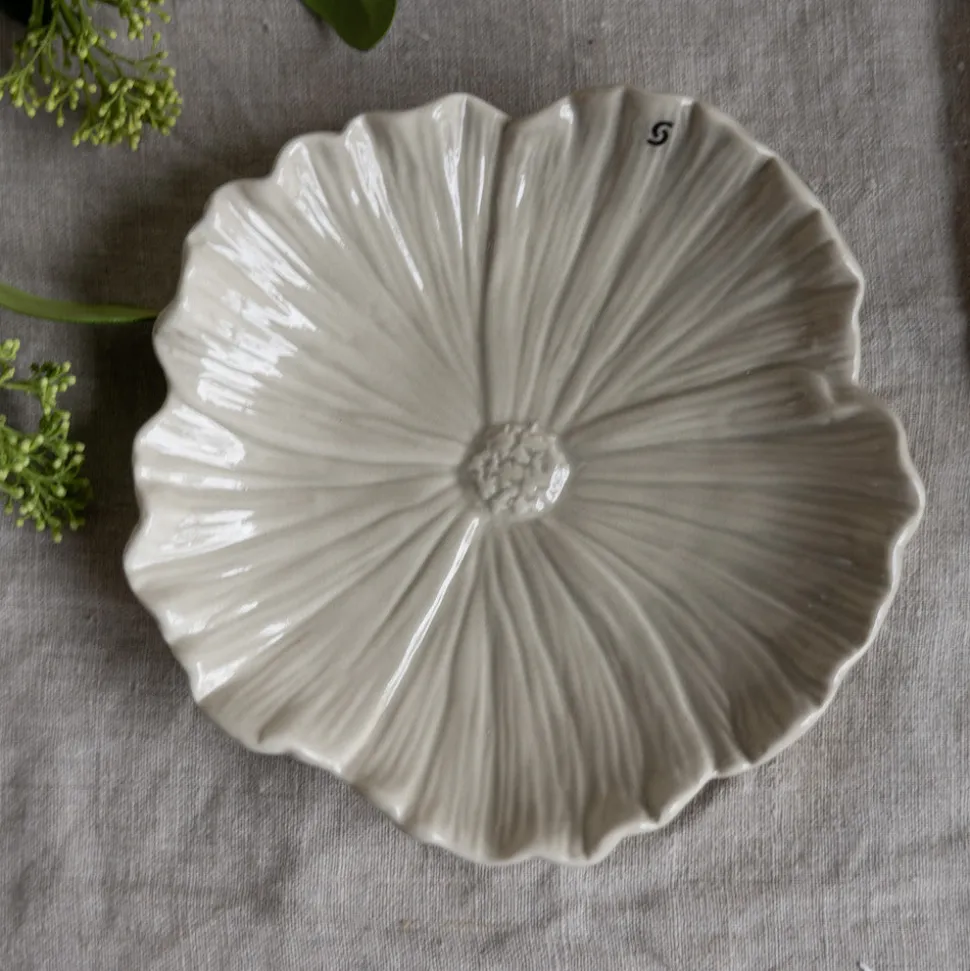 storefactory_blomster_tab_SKUrDWPzjfzVs_2.webp Storefactory BLOMSTER Tablett beige L